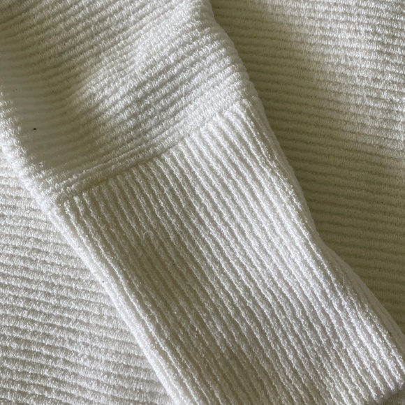 Ada Casey Women's Sweater - Picture 2 of 3